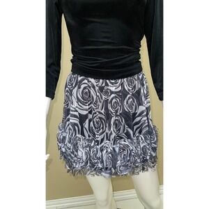 Rachael & Chloe Black White Floral Mini Skirt Rosette Ruffle Chiffon Whimsy Sz M